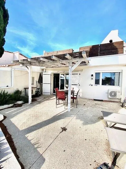 Maison, Jardinet, Terrasse, Parking Privee, Climatisation Saintes-Maries-de-la-Mer 0*,  France